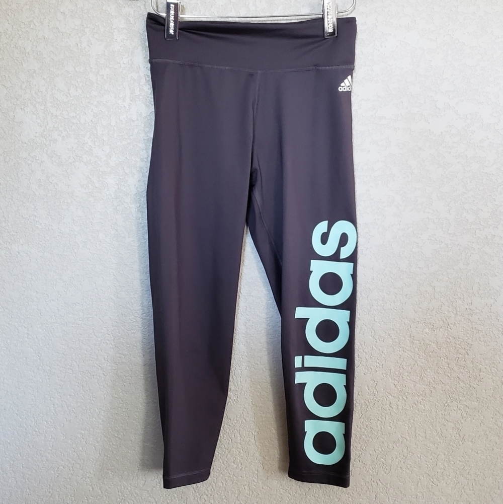 Adidas capri leggings